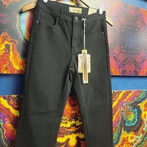 Hybrid & Company ~ Size M ~ Hyper Stretch Skinny ~ Black Jeans ~ NWT
